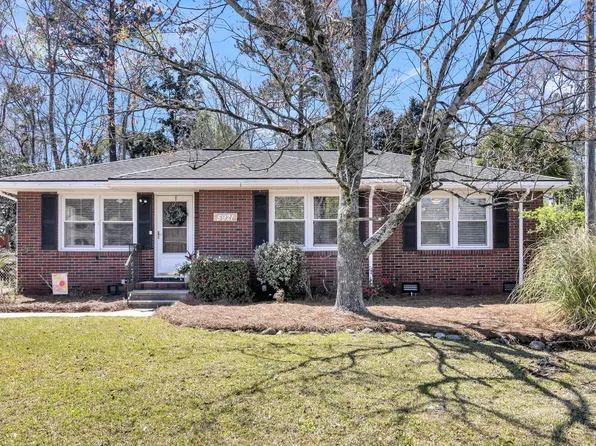 5921 Oak St, Hanahan, SC 29410