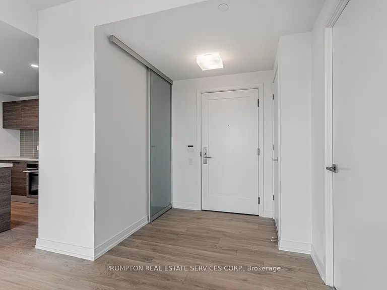 3 Gloucester St #4503 — Photo 23