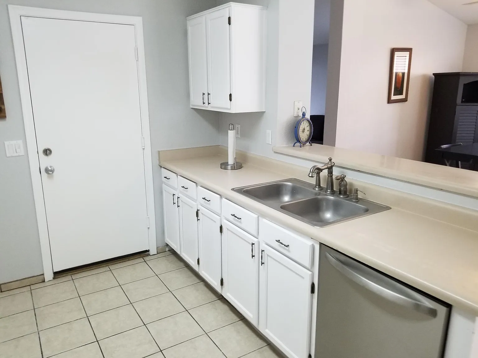 4 bed, 1460 sqft, $3,495 — Photo 4
