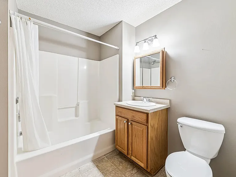 1701 Industrial St #7 — Photo 9