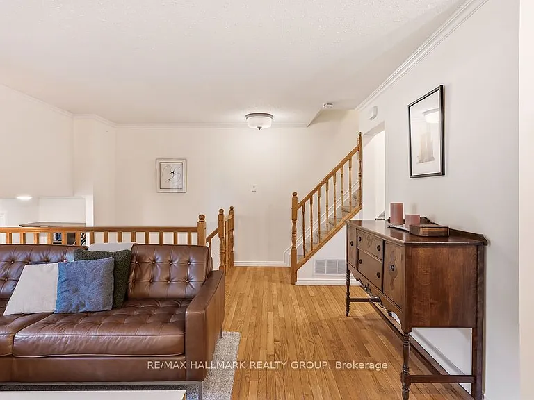 409 Montfort St #4 — Photo 10