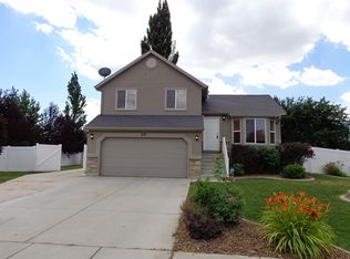 1137 W 1000 N, Clinton, UT 84015