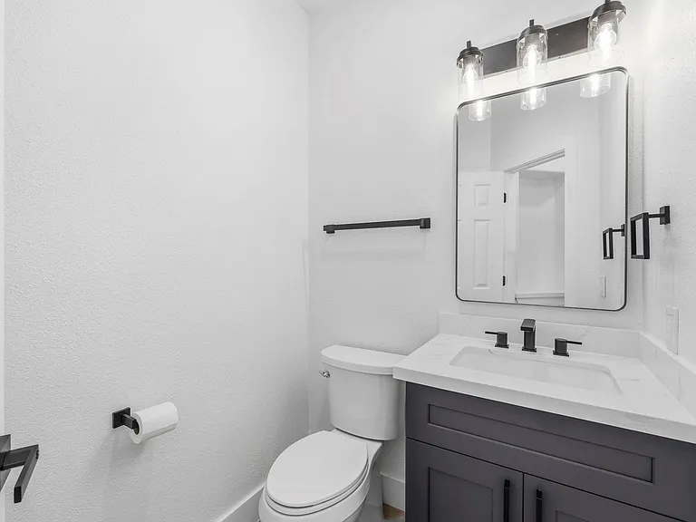 138 W Stockbridge Landing Cir — Photo 18