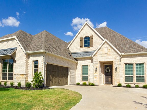 2nd image of 1718 Waneta Dr