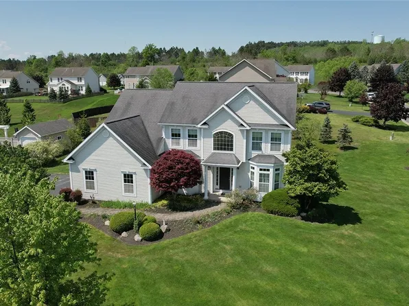 5031 Yellow Wood Pkwy, Jamesville, NY 13078