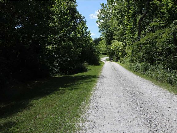 2nd image of 1550 Forest Haven Dr
