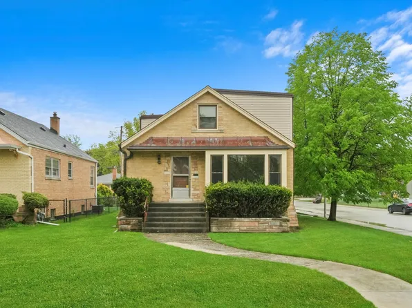 2248 Erika Dr, Broadview, IL 60155