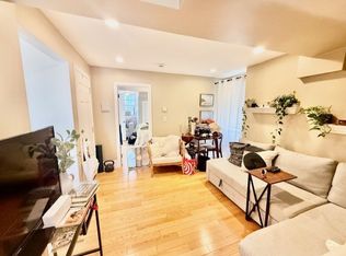 2 Derne St #2, Boston, MA 02114