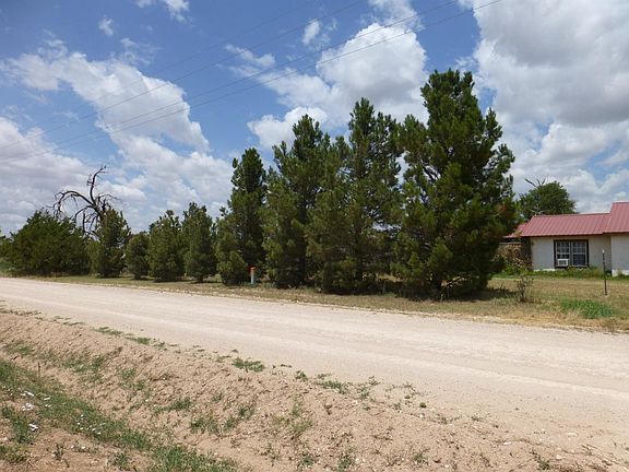 2nd image of 1711 E County Road 5400
