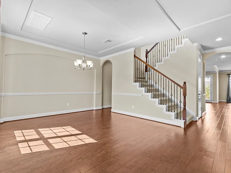 3704 Ashbury Rd — Photo 3