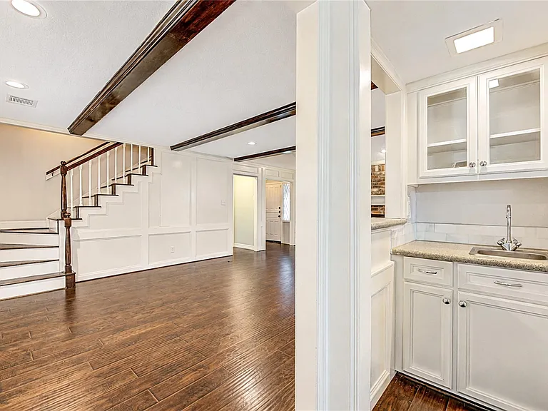 20610 Laurel Lock Dr — Photo 17