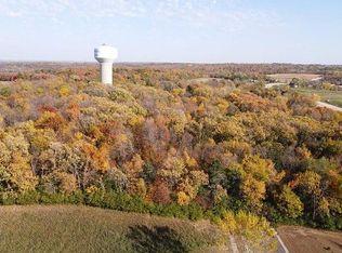 200 High Point Rd, Cannon Falls, MN 55009