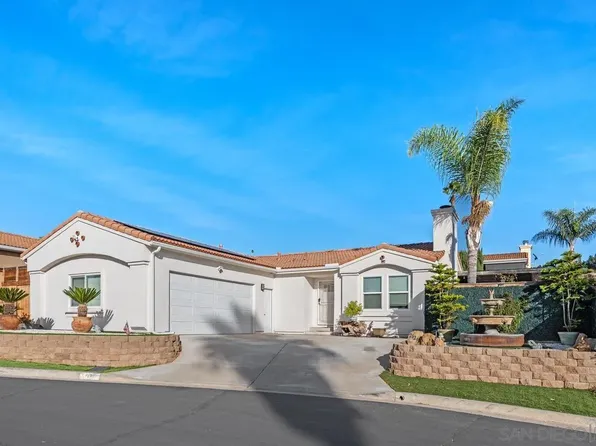 2126 Fiori Dr, Vista, CA 92084