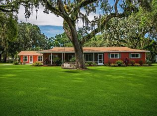 2710 Westside Dr, Leesburg, FL 34748