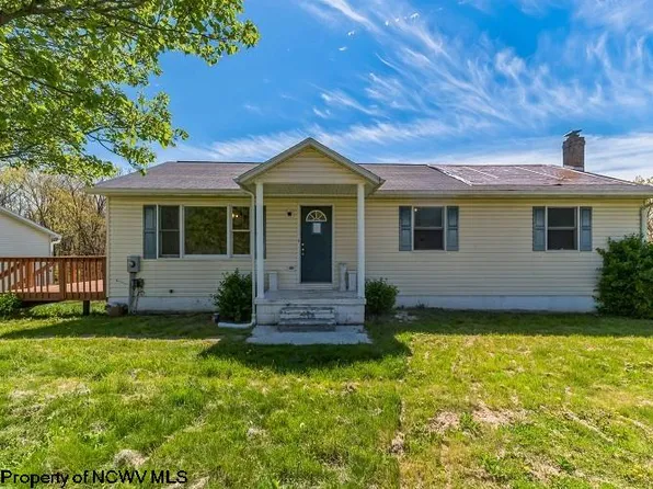 1100 Timber Ridge Rd, Capon Bridge, WV 26711