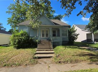 332 High St, Cameron, MO 64429