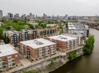 1915 N Water St APT 103, Milwaukee, WI 53202