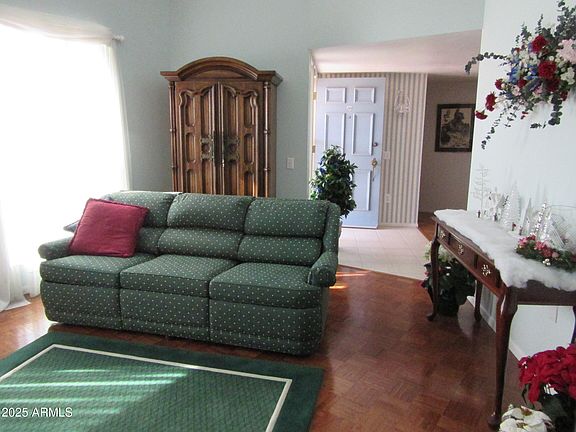 4th image of 16809 N MEADOW PARK Drive