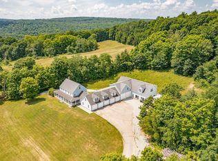 297 Brookfield Rd, Brimfield, MA 01010