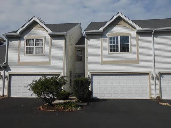 676 Morris Ct, Lakemoor, IL 60051