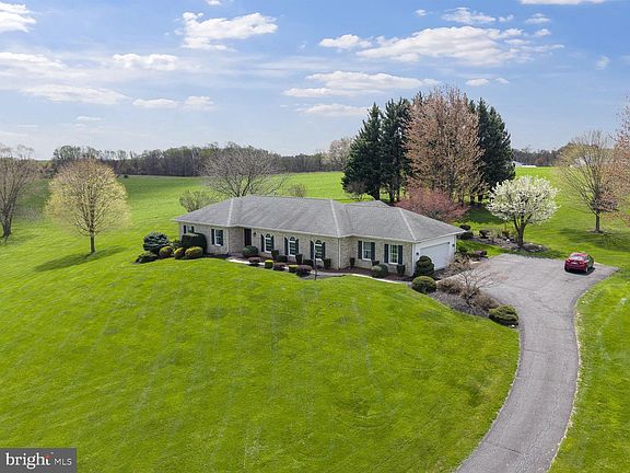 2nd image of 1111 Wheatland Ct