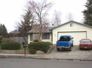 3925 NE 2nd St, Gresham, OR 97030