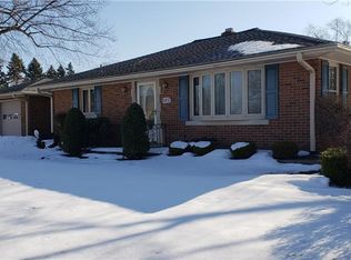 1007 E Grandview Blvd, Erie, PA 16504