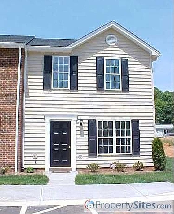 1st image of 110 Aaron Pl APT 105