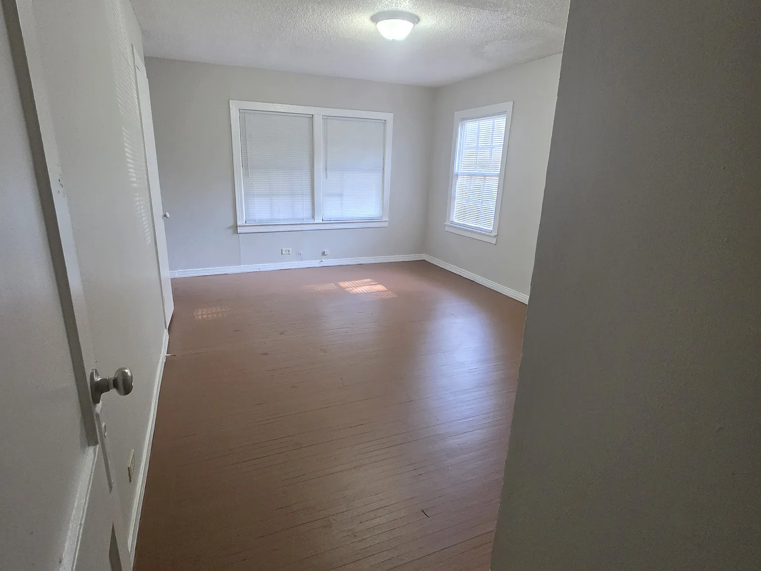 2 bed, 1404 sqft, $875 — Photo 3