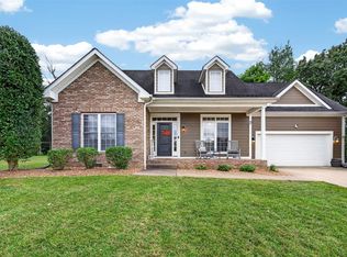 205 Hayden Heady Cir, Bowling Green, KY 42104