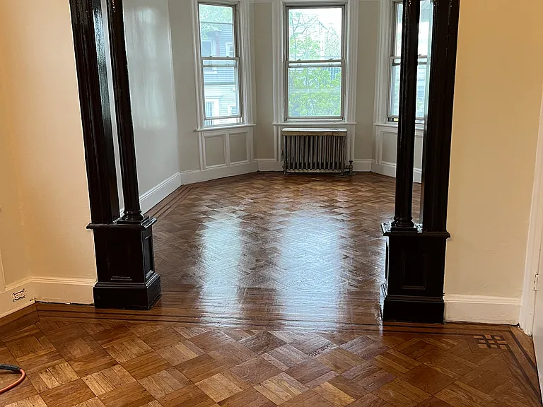 260 Claremont Ave #2 — Photo 3