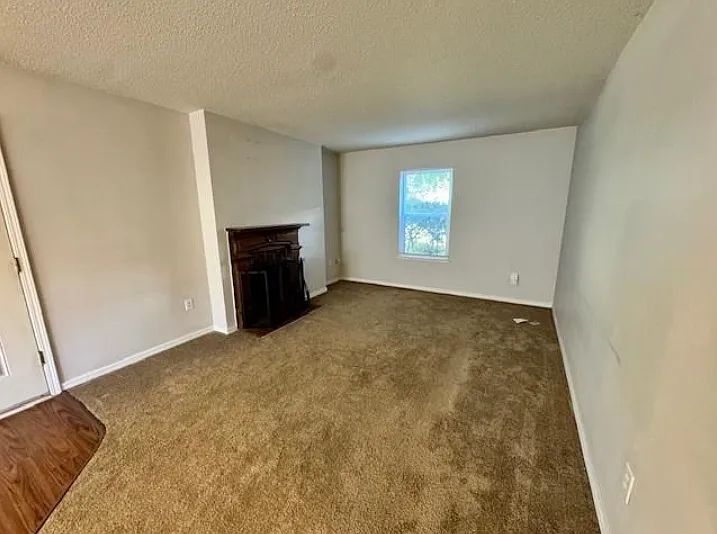 280 S Hill Ave #B101 — Photo 7