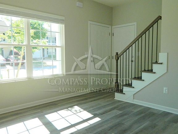 2nd image of 243 Coral Cir