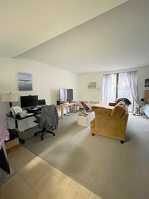 Rented by Corcoran | media 3