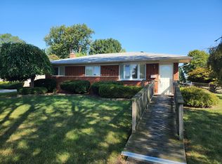 34185 Old Forge Ct, Sterling Heights, MI 48312