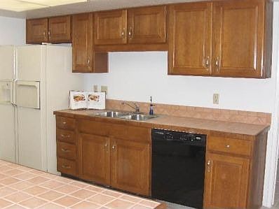 5th image of 924 W Camino Guarina