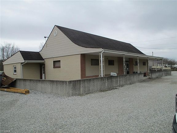 4th image of 5748 Glenn Hwy
