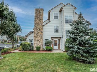 348 Lunar Rd, Piscataway, NJ 08854