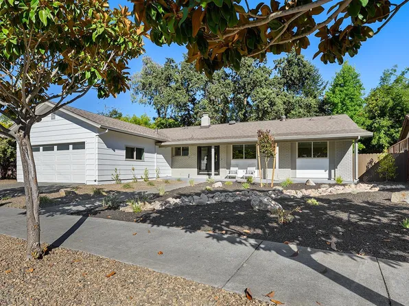 6132 Bridgewood Drive, Santa Rosa, CA 95409