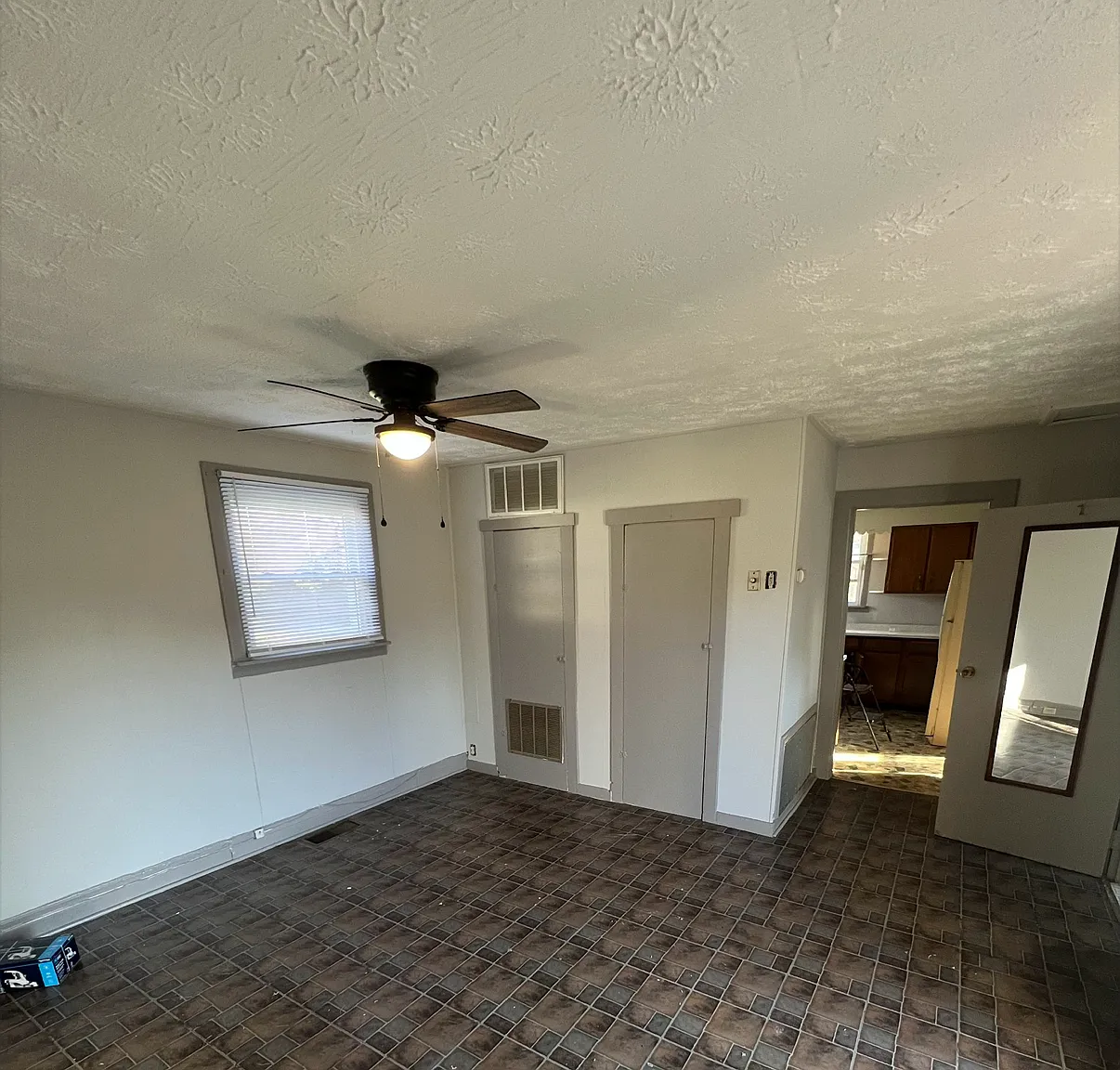 3 bed, 2.5 bath, 1624 sqft, $1,500 — Photo 4