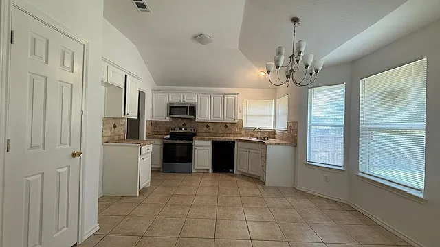 4909 Brianhill Dr — Photo 8