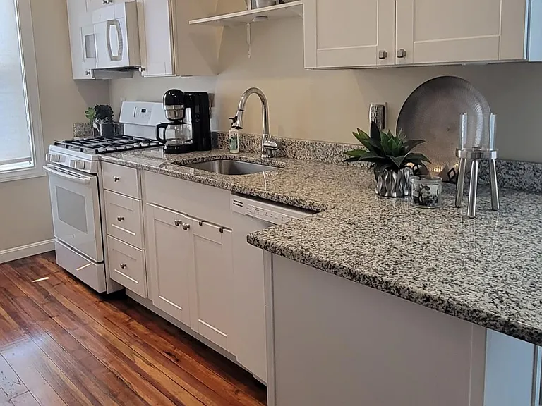 169 Jencks St #3 — Photo 4