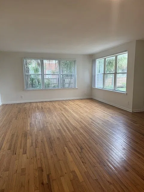 2 bed, 1200 sqft, $2,099 — Photo 2
