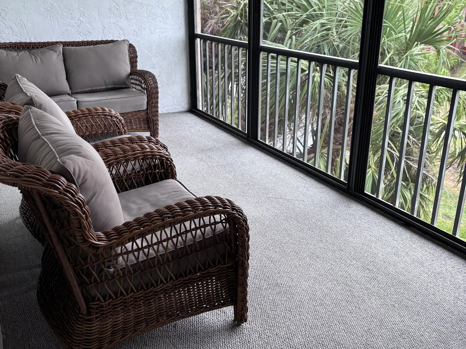 2 bed, 830 sqft, $3,200 — Photo 2