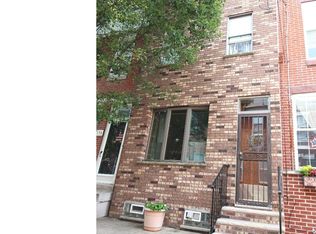 136 Mercy St, Philadelphia, PA 19148