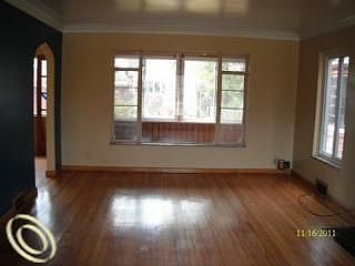 5th image of 5336 W Outer Dr
