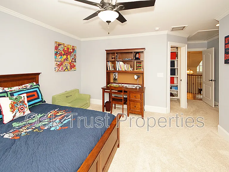 125 Brogun Ln — Photo 26