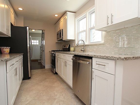 New appliances, floor