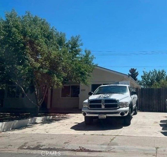 2nd image of 2321 Kinsington St