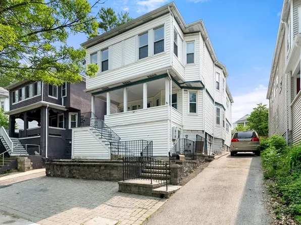 281 Alewife Brook Pkwy, Somerville, MA 02144